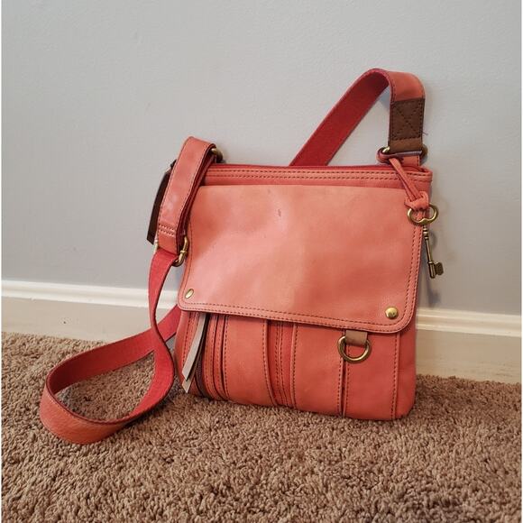 Fossil Morgan traveler crossbody bag pink cowhide leather front flap medium - Picture 1 of 10